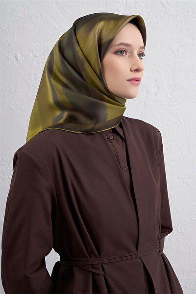 Armine Şal, Eşarp ve Aksesuarı