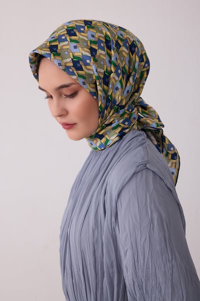Belli Şal, Eşarp ve Aksesuarı