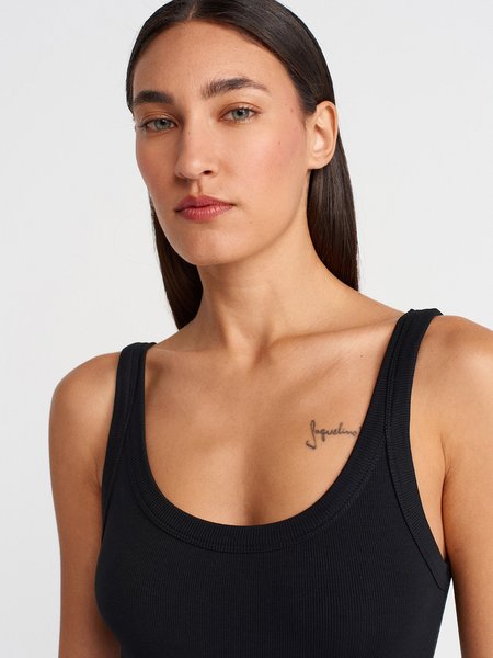 Moda Asrın Kadın Atlet, Body