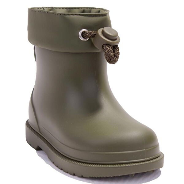 Igor Erkek Çocuk Bot, Çizme