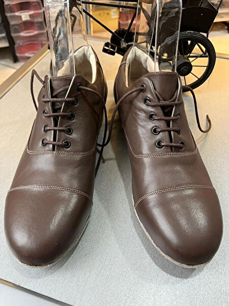 Bitangosu Dans, Bale Ayakkabısı