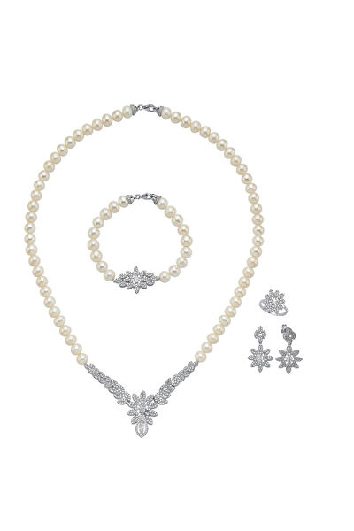 Birinci Kadın Yüzük