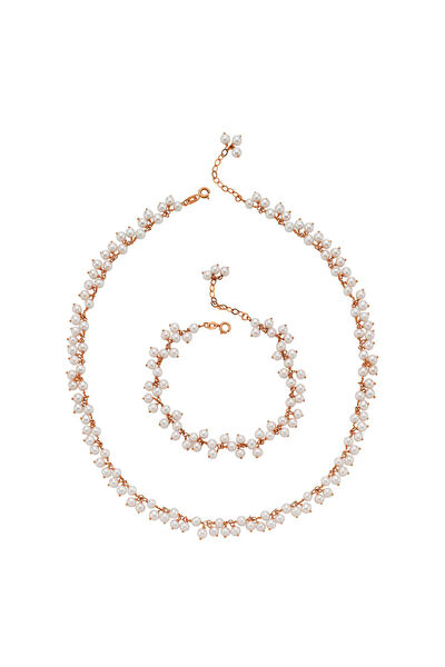 Birinci Altın Kolye