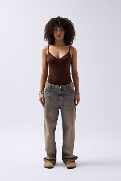 By Elize Kadın Atlet, Body