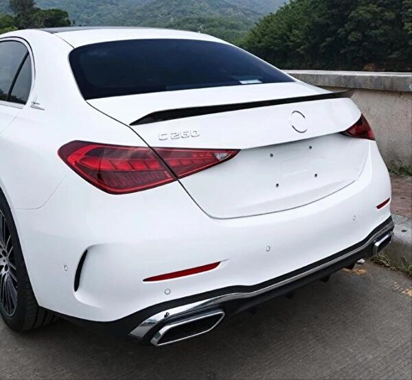 Universal Anatomik Spoiler