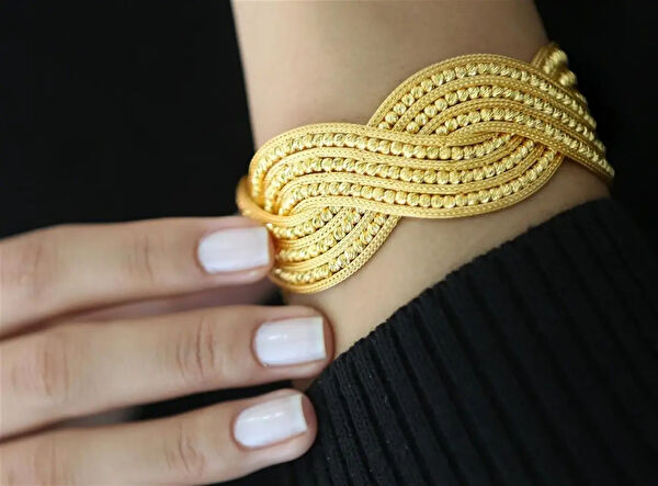 Safir Mücevher Altın Bileklik