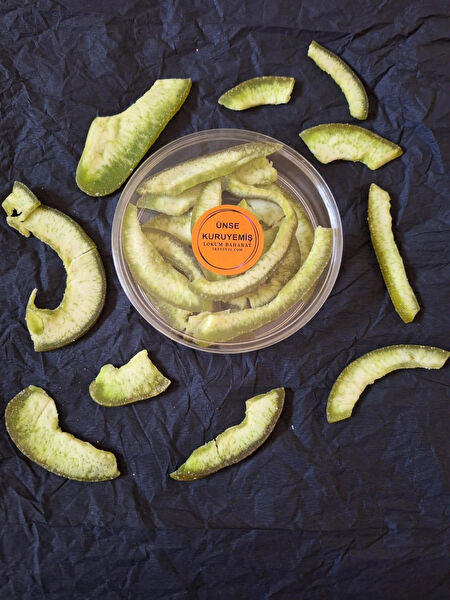 Ünsekuruyemiş Kuru meyve