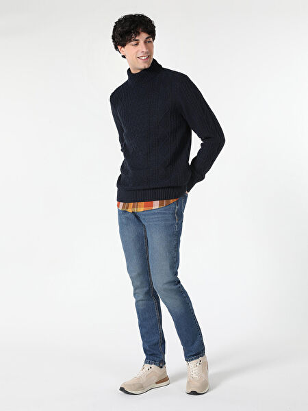 Colin's Erkek Triko, Kazak