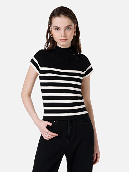 Colin's Kadın Triko, Kazak