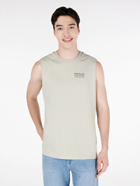 Colin's Erkek Atlet, Fanila