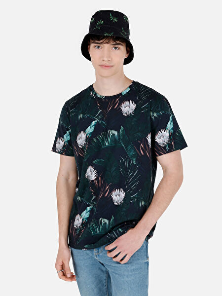 Colin's Erkek Tişört