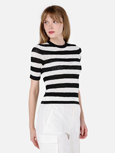 Colin's Kadın Triko, Kazak