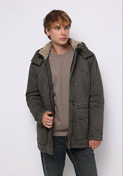 Colin's Erkek Mont, Kaban