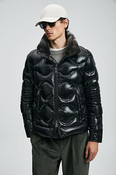 Lufian Erkek Mont, Kaban