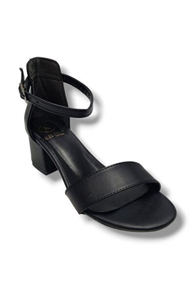 Kılınç Kadın Sandalet