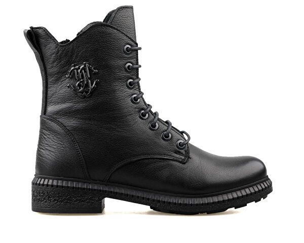 Castle Black Kadın Bot