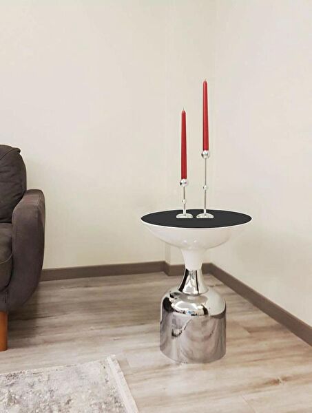 evdeniste Vazo, Saksı