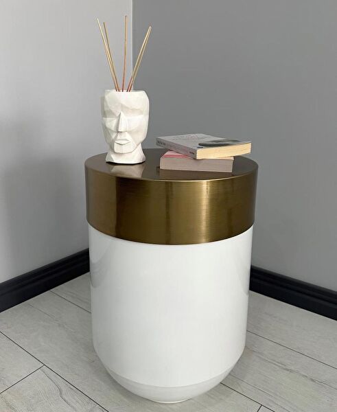 evdeniste Vazo, Saksı