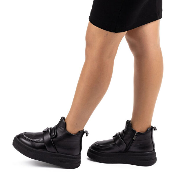 TwoEgoist Kadın Bot