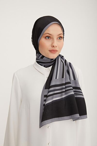 Armine Şal, Eşarp ve Aksesuarı