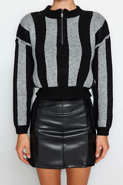 FRM Kadın Triko, Kazak