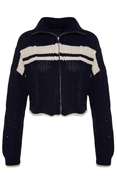 FRM Kadın Triko, Kazak