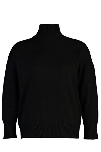 FRM Kadın Triko, Kazak