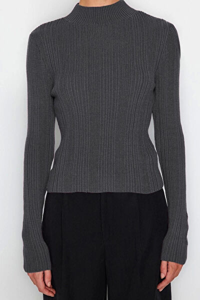 FRM Kadın Triko, Kazak