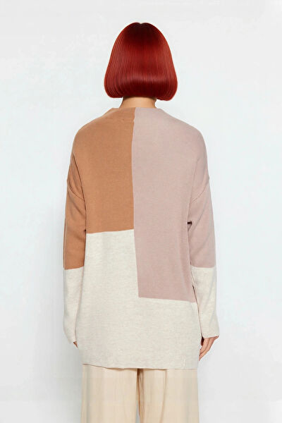 FRM Kadın Triko, Kazak