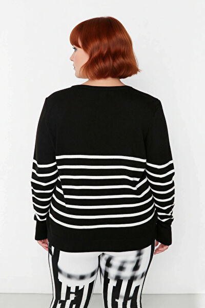 FRM Kadın Triko, Kazak