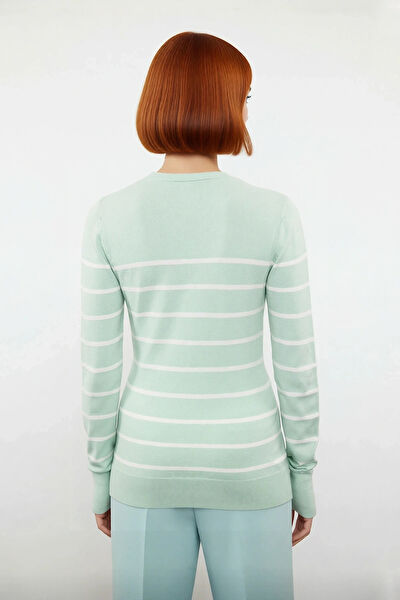 FRM Kadın Triko, Kazak