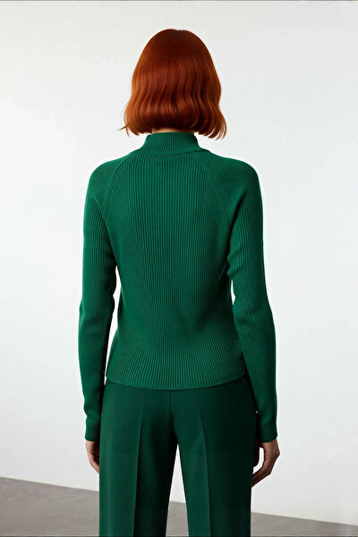 FRM Kadın Triko, Kazak