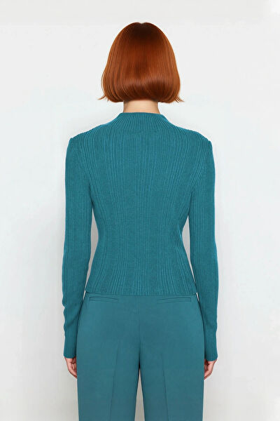 FRM Kadın Triko, Kazak