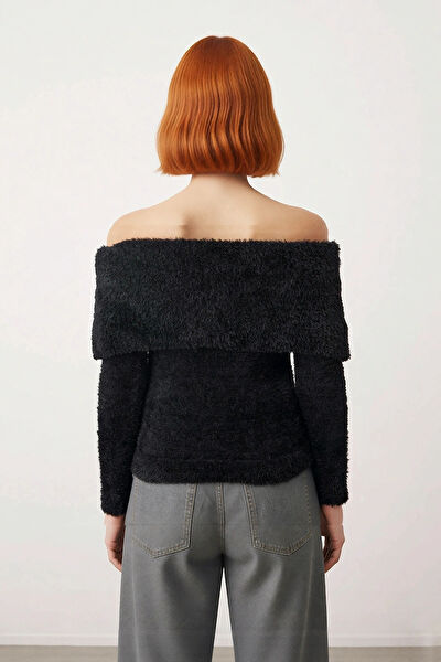 FRM Kadın Triko, Kazak