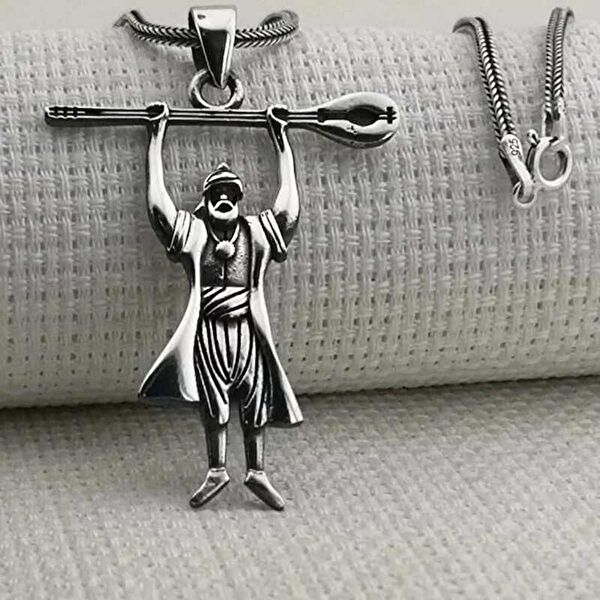 Gumush Kolye, Zincir, Künye