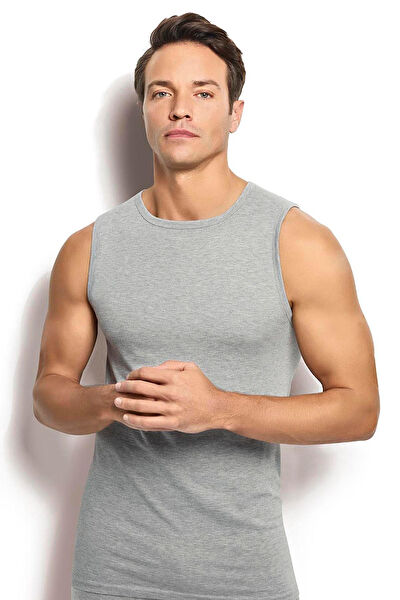 Jiber Erkek Atlet, Fanila