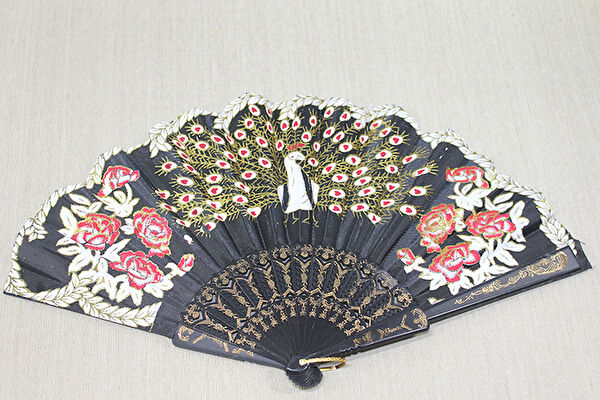 Hediye Bahçesi Duvar Süsleri