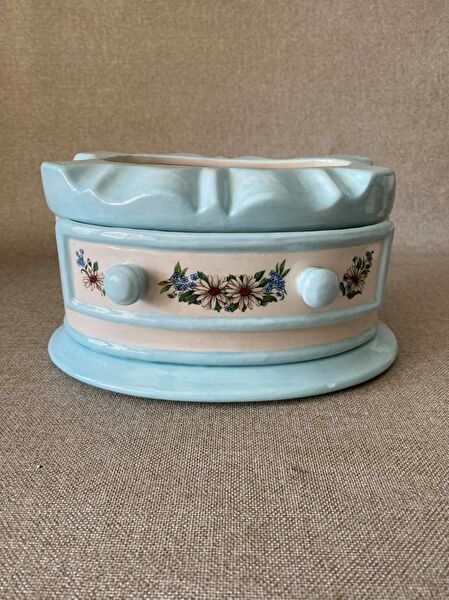 Hasyılmaz Sepet, Kutu