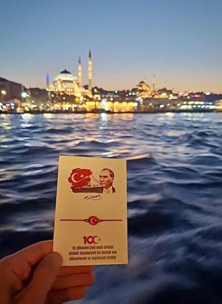 Herşeyvarburda Bileklik