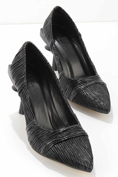 Bambi Klasik Topuklu Ayakkabı