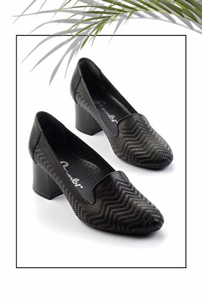 Bambi Klasik Topuklu Ayakkabı