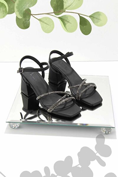 Bambi Klasik Topuklu Ayakkabı