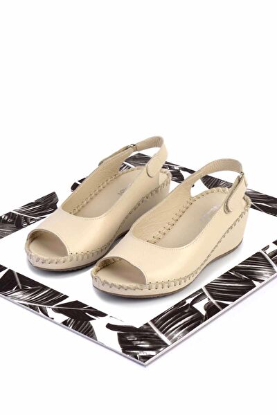 Bambi Dolgu Topuklu Ayakkabı