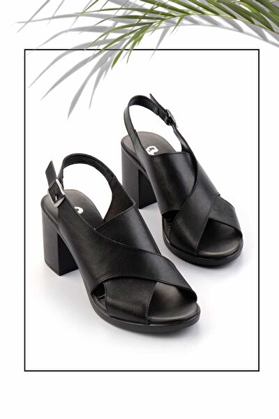 Bambi Klasik Topuklu Ayakkabı