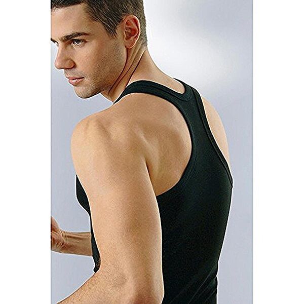 Anıt Erkek Atlet, Fanila