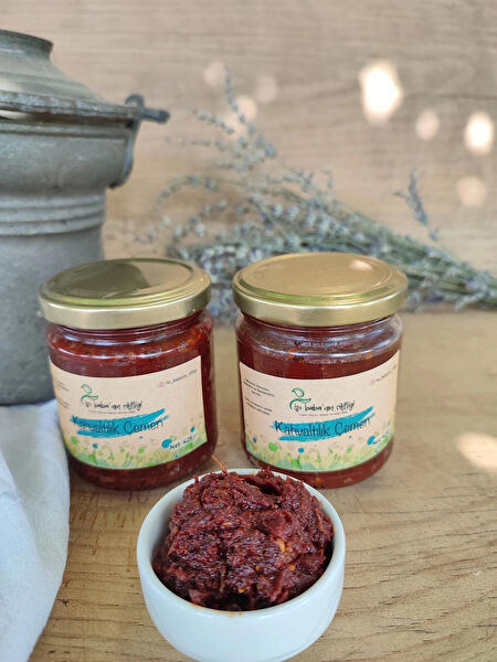 İso Baba'nın Çiftliği Çiftçi Kadın Ürünleri