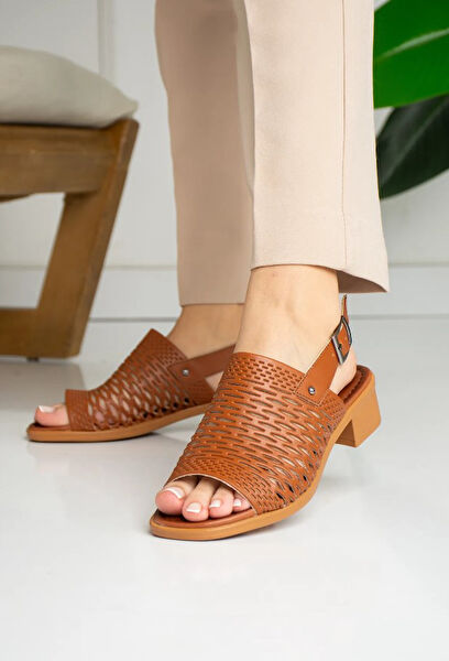 KOCAMANLAR Kadın Sandalet