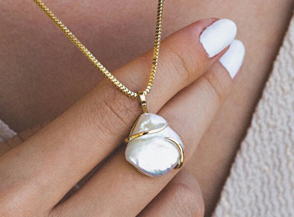 Safir Mücevher Altın Kolye