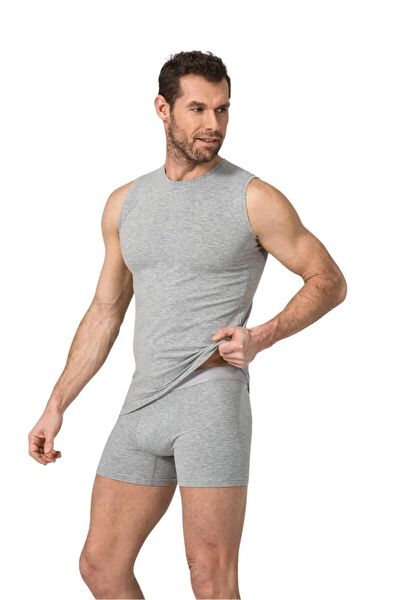 Namaldi Erkek Atlet, Fanila