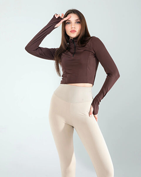 KarşıVitrin Kadın Atlet, Body